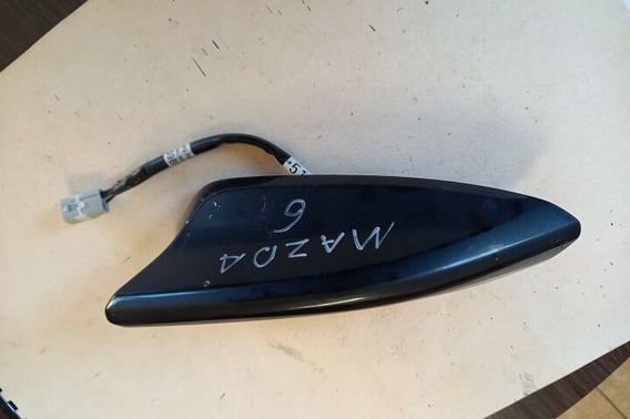 MAZDA 6 III ANTENA DACHOWA PŁETWA 714-03