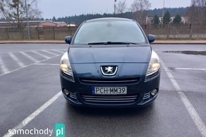 Peugeot 5008 Minivan 2013