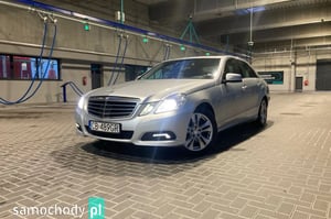 Mercedes-Benz E-Klasa Sedan 2009