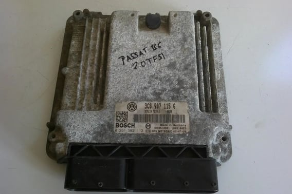 VW PASSAT B6 STEROWNIK SILNIKA 3C0907115G