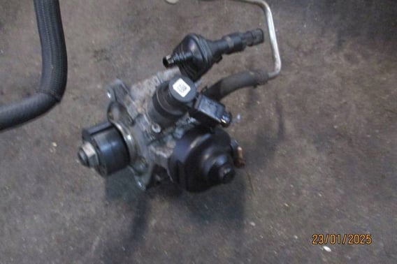 VW TOURAN II 2,0TDI POMPA WTRYSKOWA WYSOKIEGO CIŚNIENIA 03L130755D