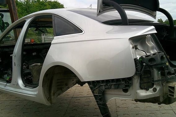 AUDI A6 S6 C7 4G SEDAN BŁOTNIK ĆWIARTKA TYŁ PRAWA/LEWA LX7W