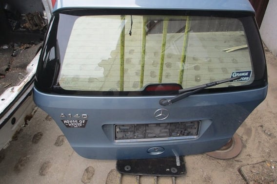 MERCEDES W168 TYLNA KLAPA KOMPLETNA 757