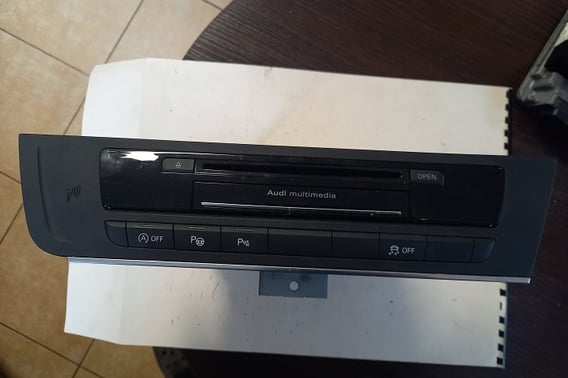 AUDI A6 C7  CZYTNIK RADIO NAWIGACJI 44G0035670F