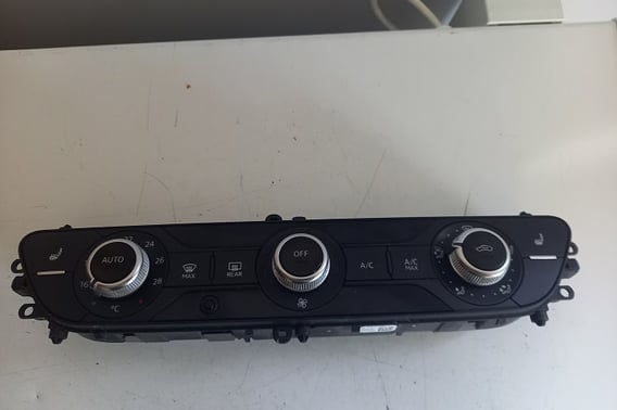 AUDI A4 B9 PANEL NAWIEWU I KLIMATYZACJI 8W0820043Q