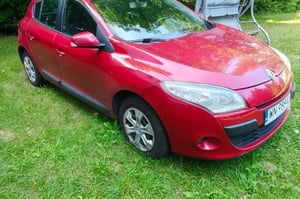 Renault 3 Hatchback 2009