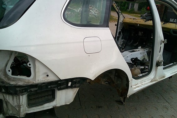 VW GOLF V VI KOMBI BŁOTNIK TYŁ PRAWY/LEWY LB9A LC5M
