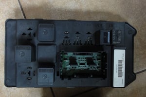 JEEP GRAND CHEROKEESKRZYNKA BSI 56049915AA