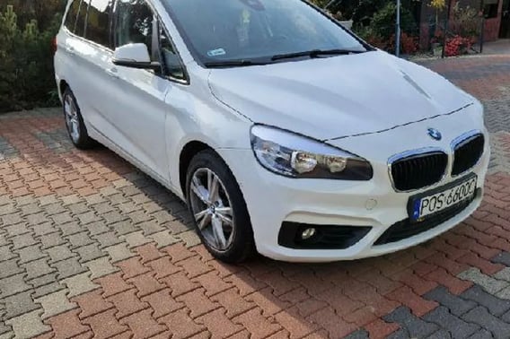 BMW 2 Seria Sedan 2016