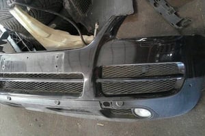 VW TOUAREG 7L ZDERZAK PRZÓD ATRAPA XENON PDC KOMPLETNY LC9Z