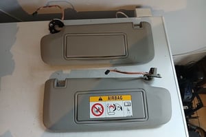 OPEL ASTRA K OSŁONA PRZECIWSŁONECZNA KIEROWCY I PASAŻERA.