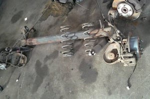 KIA SOUL I TYLNA OŚ BELKA