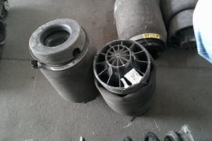 JEEP GRAND CHEROKEE WK2 MIECHY TYŁ PRAWY/LEWY