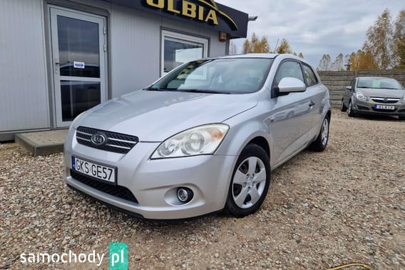 Kia Ceed Hatchback 2009