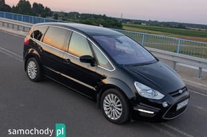 Ford S-Max Minivan 2011