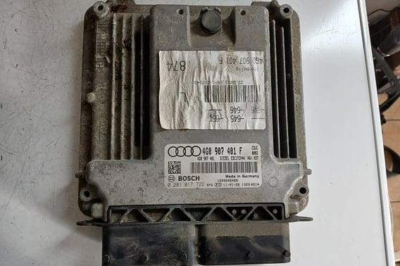 AUDI A6 S6 C7 MODUŁ STEROWNIK SILNIKA 4G0907401F