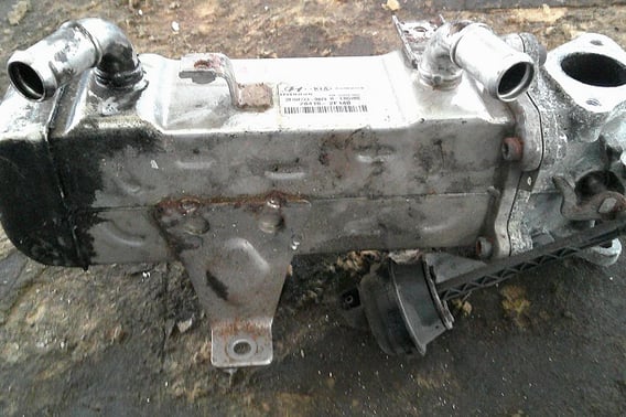 HYUNDAI TUCSON II 2,0CRDI CHŁODNICA SPALIN EGR 28416-2F140