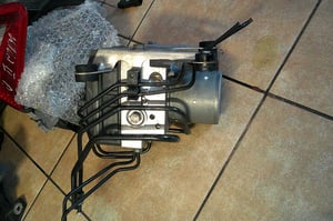 BMW 5 F10 F11 POMPA ABS 6797045-01