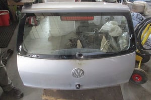 VW FOX TYLNA KLAPA LA7W