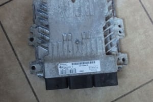 FORD C-MAX MK2 KOMPUTER AV67-12a650-ye
