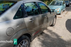 Ford Focus Sedan 2003