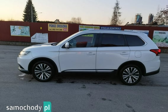 Mitsubishi Outlander SUV 2019