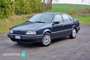 Volkswagen Passat Sedan 1993