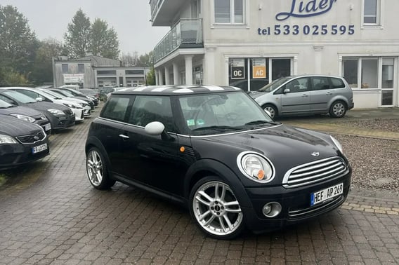 Mini Cooper Hatchback 2009
