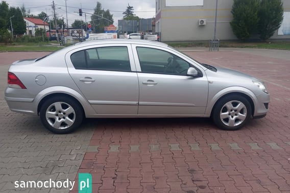 Opel Astra Sedan 2008