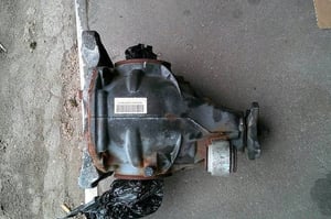 MERCEDES W204 3,0CDI TYLNY MOST 2043502414