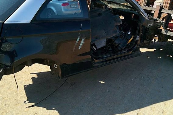 AUDI A1 8X 3D BŁOTNIK TYŁ PRAWY LZ9Y
