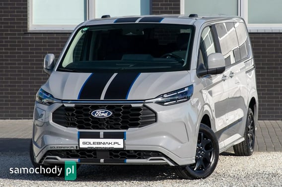 Ford Tourneo Custom Minivan 2025