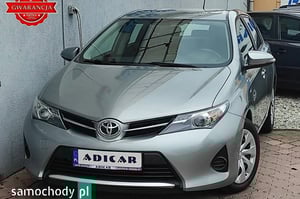 Toyota Auris Hatchback 2015