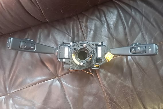 VOLVO S60 V60 PRZEŁĄCZNIK ZESPOLONY 313436662