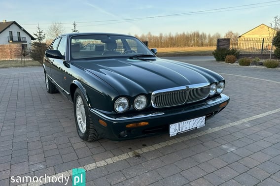 Jaguar XJ Sedan 1998