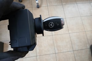 MERCEDES W204 STACYJKA Z KLUCZYKIEM A2045451308