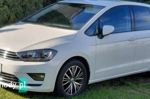 Volkswagen Golf Sportsvan Minivan 2016