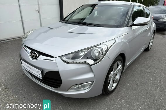Hyundai Veloster Hatchback 2012