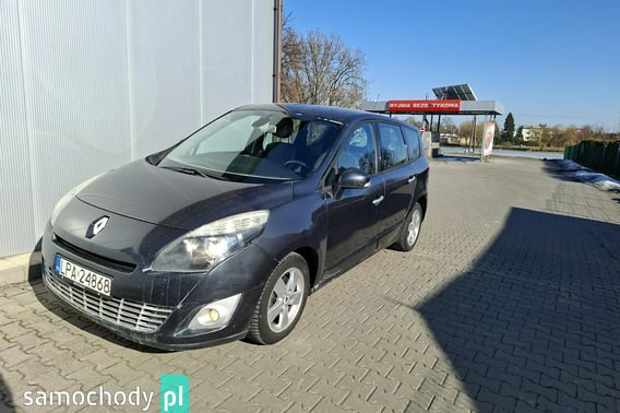 Renault Grand Scenic Minivan 2010