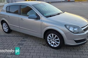 Opel Astra Hatchback 2005