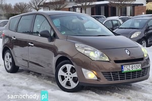 Renault Grand Scenic Minivan 2010