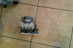 AUDI A3 S3 8V POMPA ABS 8V0614517D
