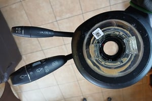 MERCEDES W204 PRZEŁĄCZNIK ZESPOLONY A2044404601