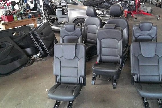 KIA CARENS III LIFT IV FOTELE 7 OSÓB BOCZKI SKÓRA GRZANE EU