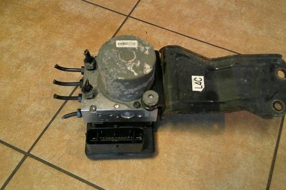 KIA STONIC I POMPA ABS 58920-H8250