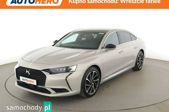 DS 9 Sedan 2022