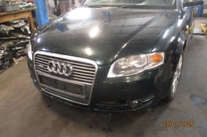 AUDI A4 B7 LAMPA XENON PRAWA LEWA PAS PRZÓD 3,0TDI LZ6E EU