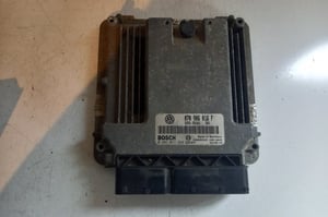 VW TOUAREG 7L MODUŁ STEROWNIK SILNIKA 070906016F