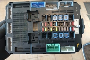 JAGUAR XF X250 LIFT MODUŁ BCM CX23-14B476-AF