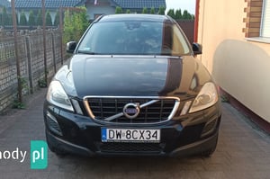 Volvo XC60 SUV 2011